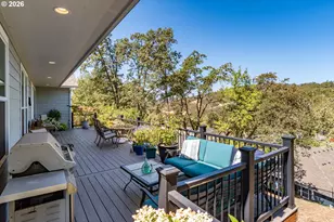 1788 NE Reagan Dr, Roseburg, OR 97470 - Photo 40
