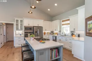 1788 NE Reagan Dr, Roseburg, OR 97470 - Photo 22