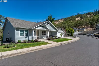 1788 NE Reagan Dr, Roseburg, OR 97470 - Photo 48