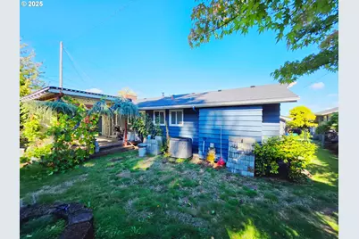 11910 NE Fremont St, Portland, OR 97220 - Photo 20