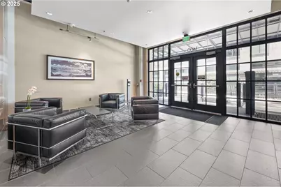 1400 NW Irving St #621, Portland, OR 97209 - Photo 6