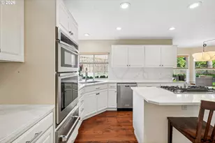 15579 SW 76th Ave, Portland, OR 97224 - Photo 12