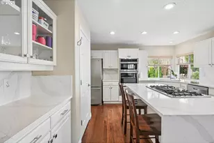 15579 SW 76th Ave, Portland, OR 97224 - Photo 14