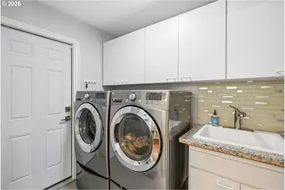 15579 SW 76th Ave, Portland, OR 97224 - Photo 34