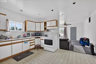 2095 17th St, Baker City, OR 97814 - Photo 38