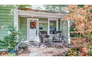 715 9th St, Oregon City, OR 97045 - Photo 2