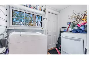 715 9th St, Oregon City, OR 97045 - Photo 20
