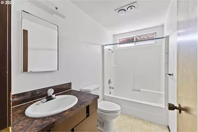 190 N Vernon St, Coquille, OR 97423 - Photo 8