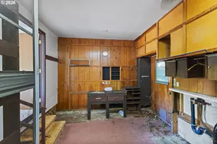 190 N Vernon St, Coquille, OR 97423 - Photo 12