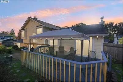 8915 NE 28th Pl, Vancouver, WA 98665 - Photo 36