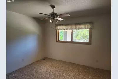 3413 Wild River Dr, Roseburg, OR 97470 - Photo 26