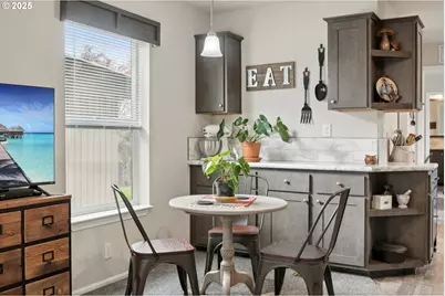 603 NW 6th Ct, McMinnville, OR 97128 - Photo 14