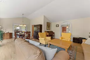 29 Westridge Dr, Lake Oswego, OR 97034 - Photo 14