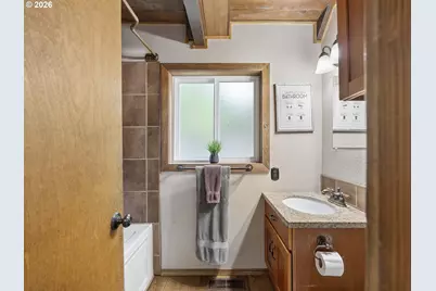 21423 E Meadow Crest Dr, Rhododendron, OR 97049 - Photo 16