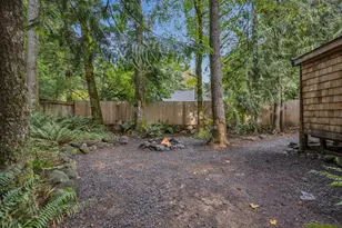 21423 E Meadow Crest Dr, Rhododendron, OR 97049 - Photo 22