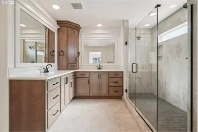 410 W 20th Way, La Center, WA 98629 - Photo 30