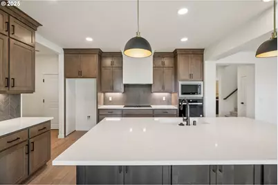 410 W 20th Way, La Center, WA 98629 - Photo 16