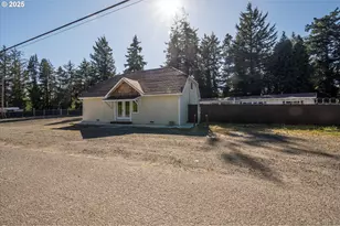 68964 Wildwood Rd, North Bend, OR 97459 - Photo 6