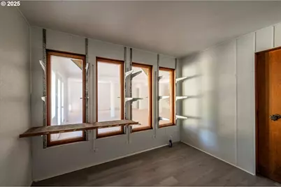 68964 Wildwood Rd, North Bend, OR 97459 - Photo 16