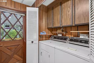 21986 Laurel Ave, Aurora, OR 97002 - Photo 16