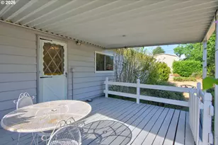 21986 Laurel Ave, Aurora, OR 97002 - Photo 32