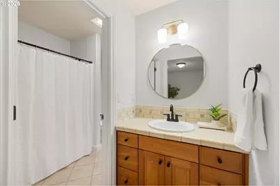 3921 Northhampton Ct, West Linn, OR 97068 - Photo 34