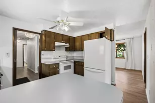 1712 SW Hensley Rd, Troutdale, OR 97060 - Photo 6