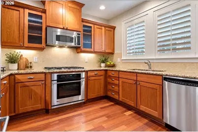 686 SW Rustica Ter, Portland, OR 97225 - Photo 18