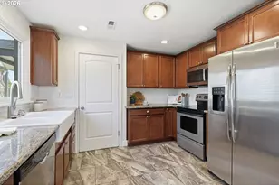 131 NW 11th Ave, Camas, WA 98607 - Photo 12