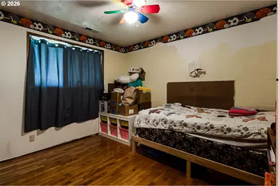 930 25th Pl, Springfield, OR 97477 - Photo 14