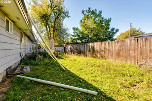930 25th Pl, Springfield, OR 97477 - Photo 20