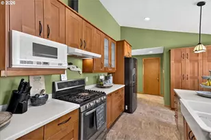 417 Blue Jay Ave, Forest Grove, OR 97116 - Photo 16