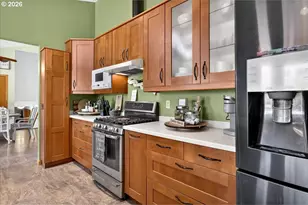 417 Blue Jay Ave, Forest Grove, OR 97116 - Photo 20