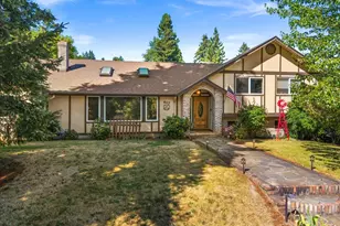 417 Blue Jay Ave, Forest Grove, OR 97116 - Photo 4