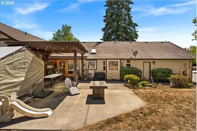 417 Blue Jay Ave, Forest Grove, OR 97116 - Photo 42
