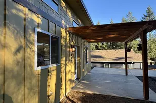 810 SE Beaver St, Toledo, OR 97391 - Photo 4