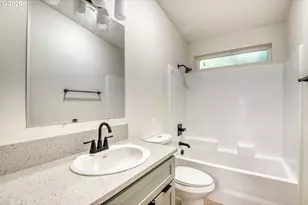 810 SE Beaver St, Toledo, OR 97391 - Photo 20