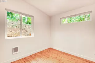 810 SE Beaver St, Toledo, OR 97391 - Photo 16