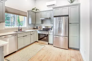 810 SE Beaver St, Toledo, OR 97391 - Photo 8