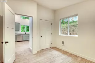 810 SE Beaver St, Toledo, OR 97391 - Photo 18