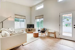 810 SE Beaver St, Toledo, OR 97391 - Photo 4