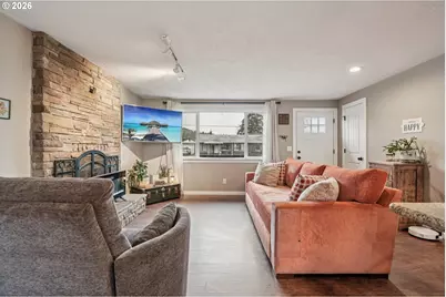 426 NE Hill St, Sheridan, OR 97378 - Photo 6