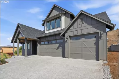 803 N V St, Washougal, WA 98671 - Photo 36
