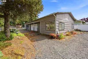1495 E Santiam St, Stayton, OR 97383 - Photo 2