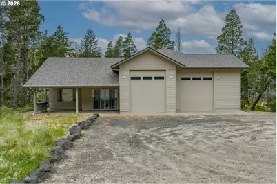 747 Pacific Dunes Dr, North Bend, OR 97459 - Photo 2