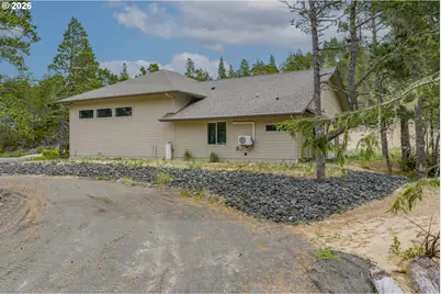 747 Pacific Dunes Dr, North Bend, OR 97459 - Photo 36