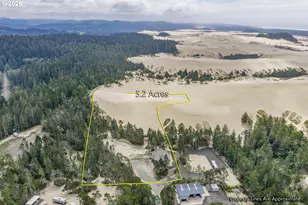 747 Pacific Dunes Dr, North Bend, OR 97459 - Photo 42