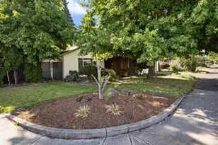 4698 Happy Dr NE, Salem, OR 97305 - Photo 4