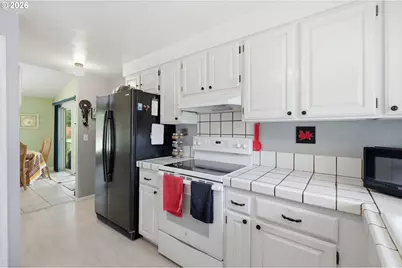 41720 Madrone St, Springfield, OR 97478 - Photo 14
