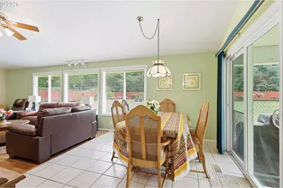 41720 Madrone St, Springfield, OR 97478 - Photo 8
